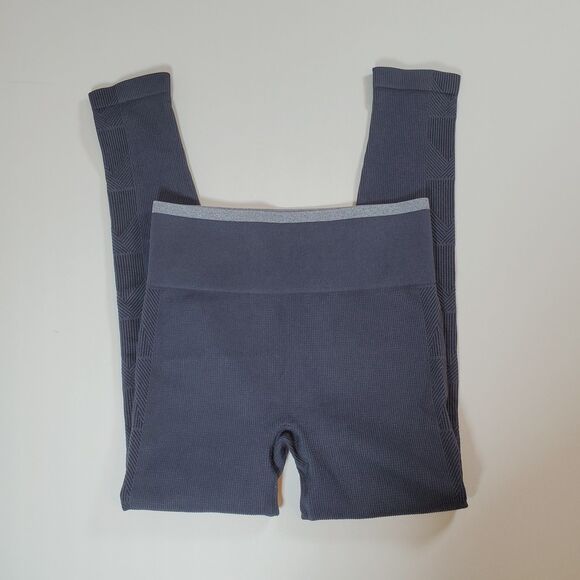 Vuori Helix Women’s Leggings Small Gray Seamless Ribbed High Rise Yoga Workout - Picture 1 of 8